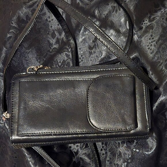 LANGDON LEATHER Black Leather Crossbody Wallet Purse NWOT - Picture 3 of 11